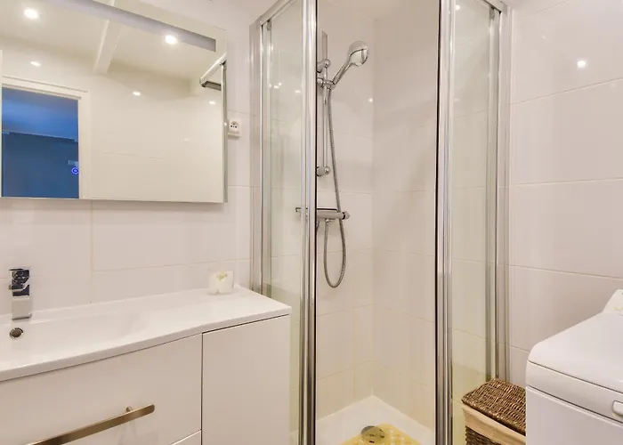 Escapade Avec Jardin A 5 Min De La *